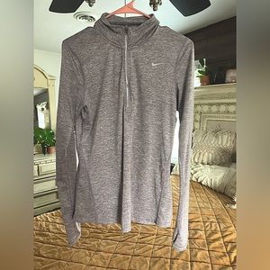 Nike Dri-Fit Quarter Zip Up Jacket Women Small Purple